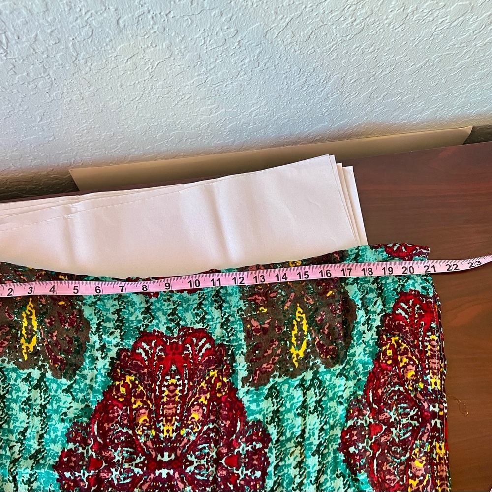 Scarf - Picture 3 of 5